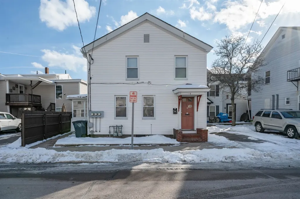 14 Pleasant Street Nashua NH 03060