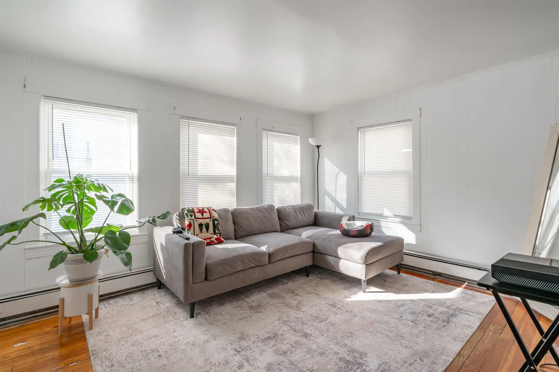 14 Pleasant Street Nashua NH 03060
