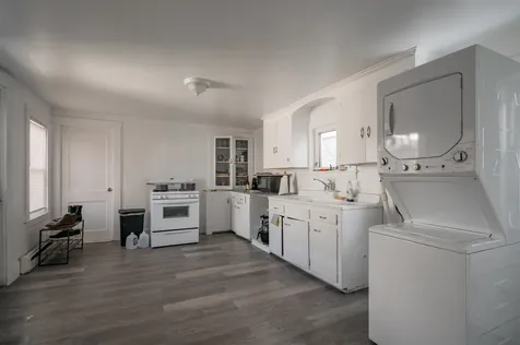 14 Pleasant Street Nashua NH 03060