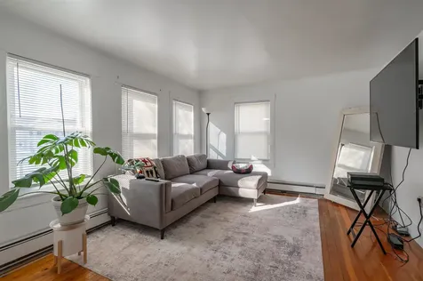 14 Pleasant Street Nashua NH 03060