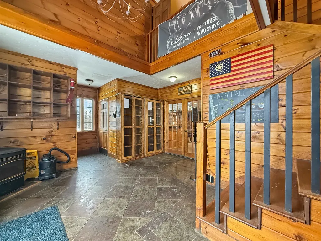 2772 N Main Street Pittsburg NH 03592