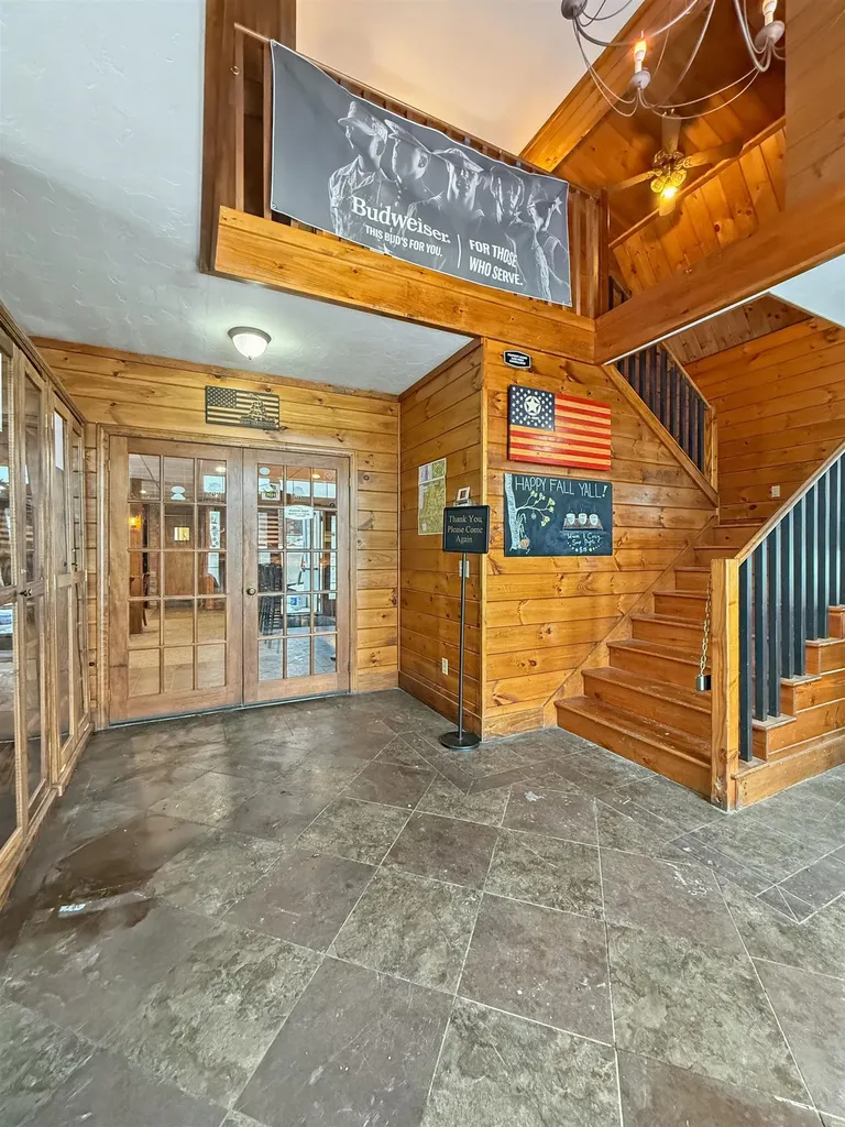 2772 N Main Street Pittsburg NH 03592