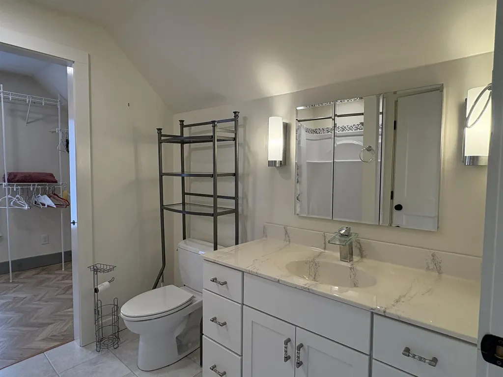 143 South Main Street Waterbury VT 05676-1565