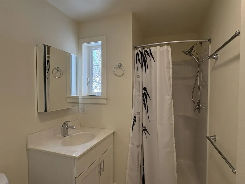 143 South Main Street Waterbury VT 05676-1565