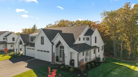 4 Arbor Road Windham NH 03087