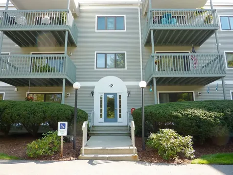 12 Ledgewood Hills Drive Nashua NH 03062