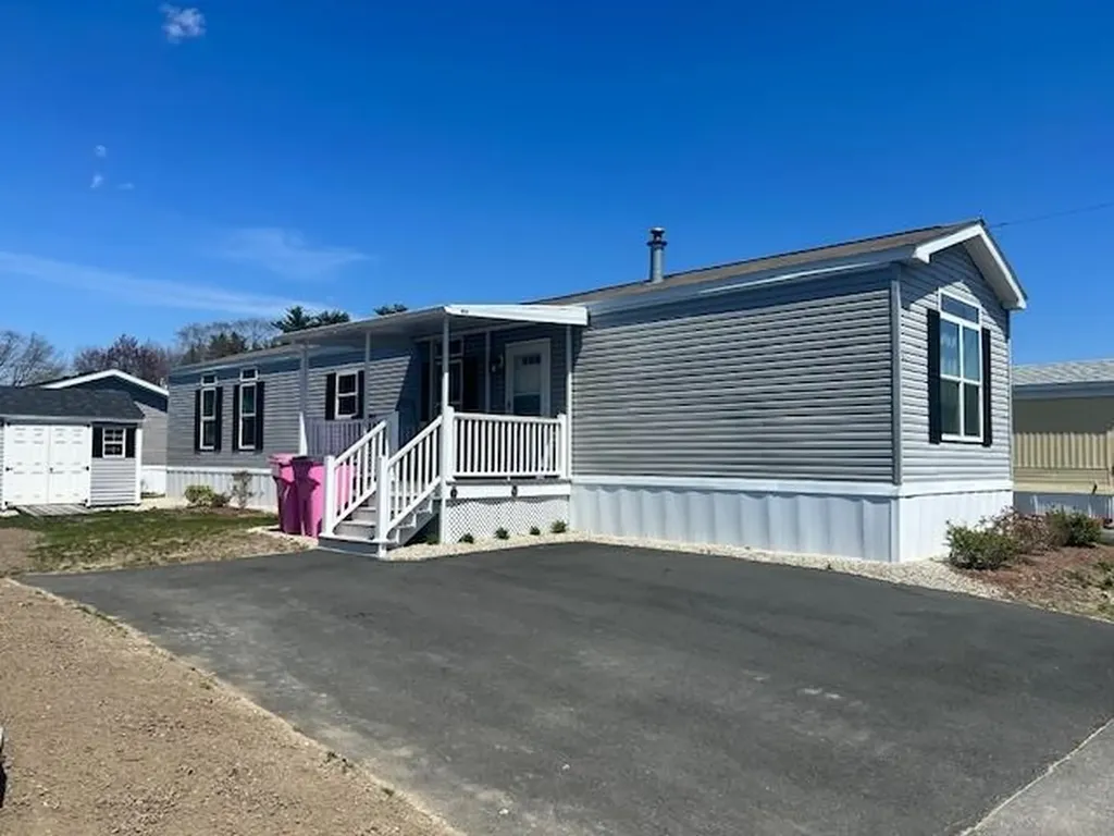 65 Caddy Drive Salem NH 03079