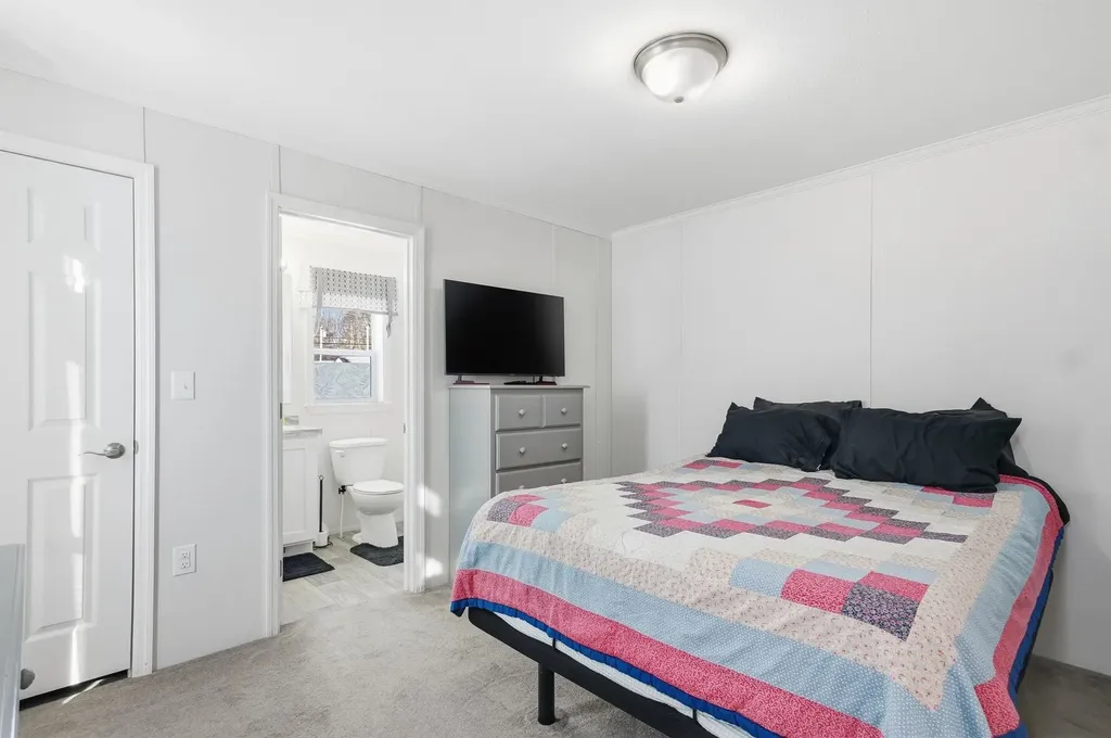 65 Caddy Drive Salem NH 03079