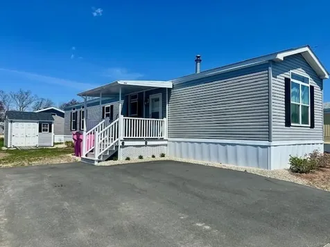 65 Caddy Drive Salem NH 03079