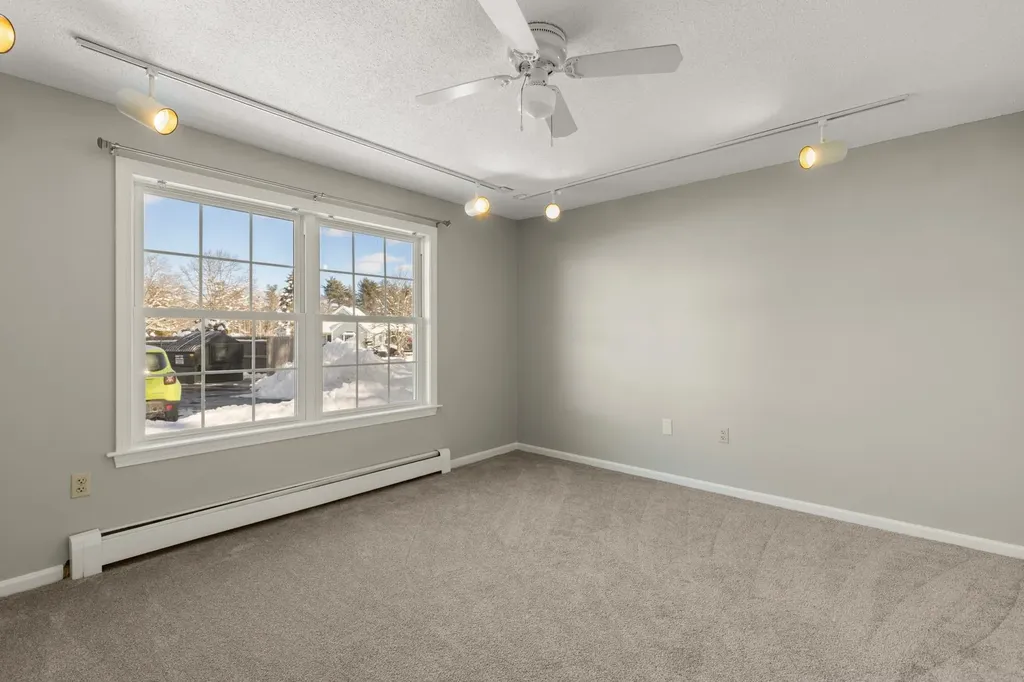 50 Brookside Drive Exeter NH 03833