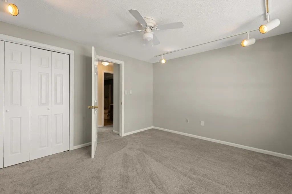 50 Brookside Drive Exeter NH 03833