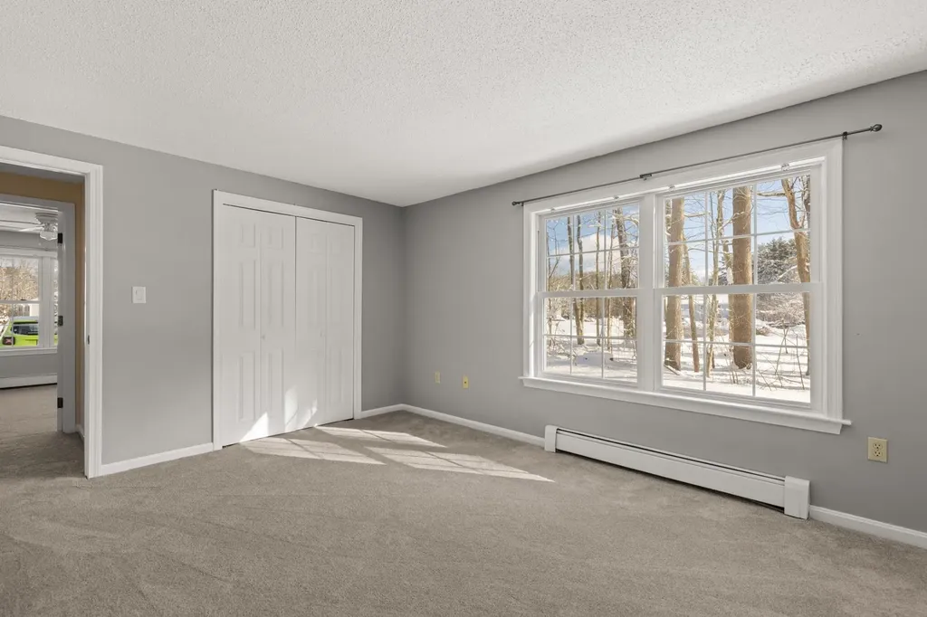 50 Brookside Drive Exeter NH 03833