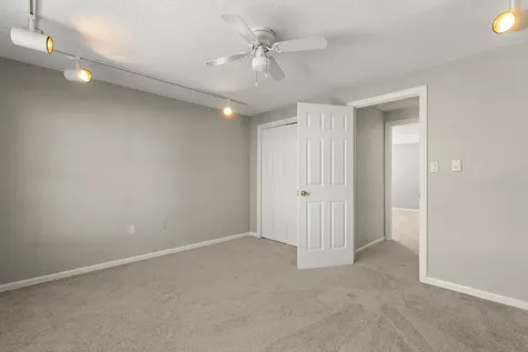 50 Brookside Drive Exeter NH 03833