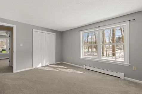 50 Brookside Drive Exeter NH 03833