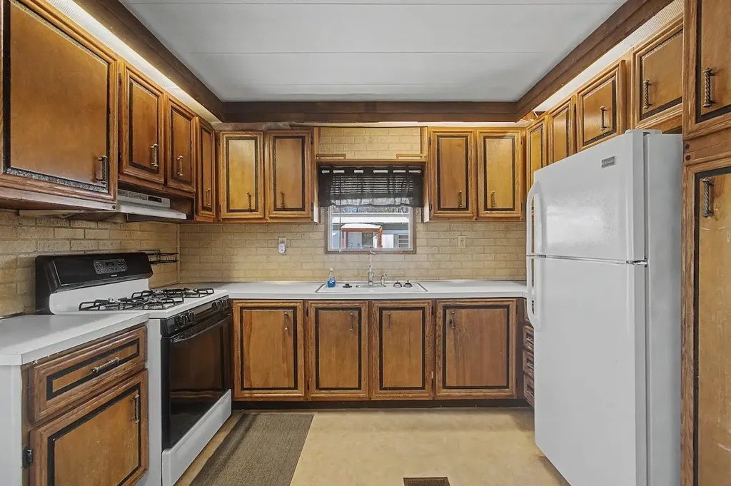 83 Camels Hump Avenue Colchester VT 05446