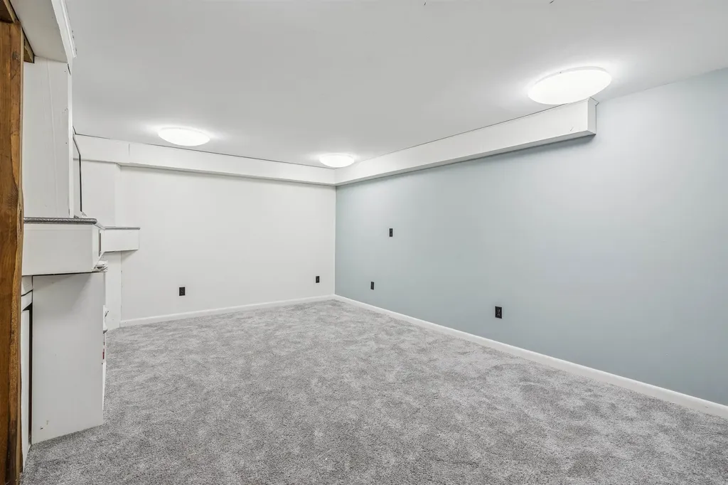 2504 Vt Route 12 Barnard VT 05045