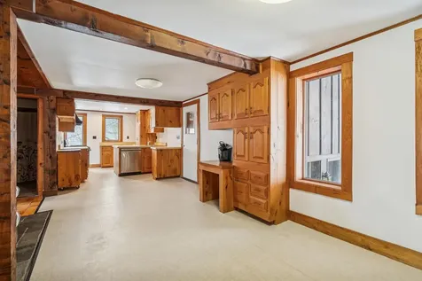 2504 Vt Route 12 Barnard VT 05045