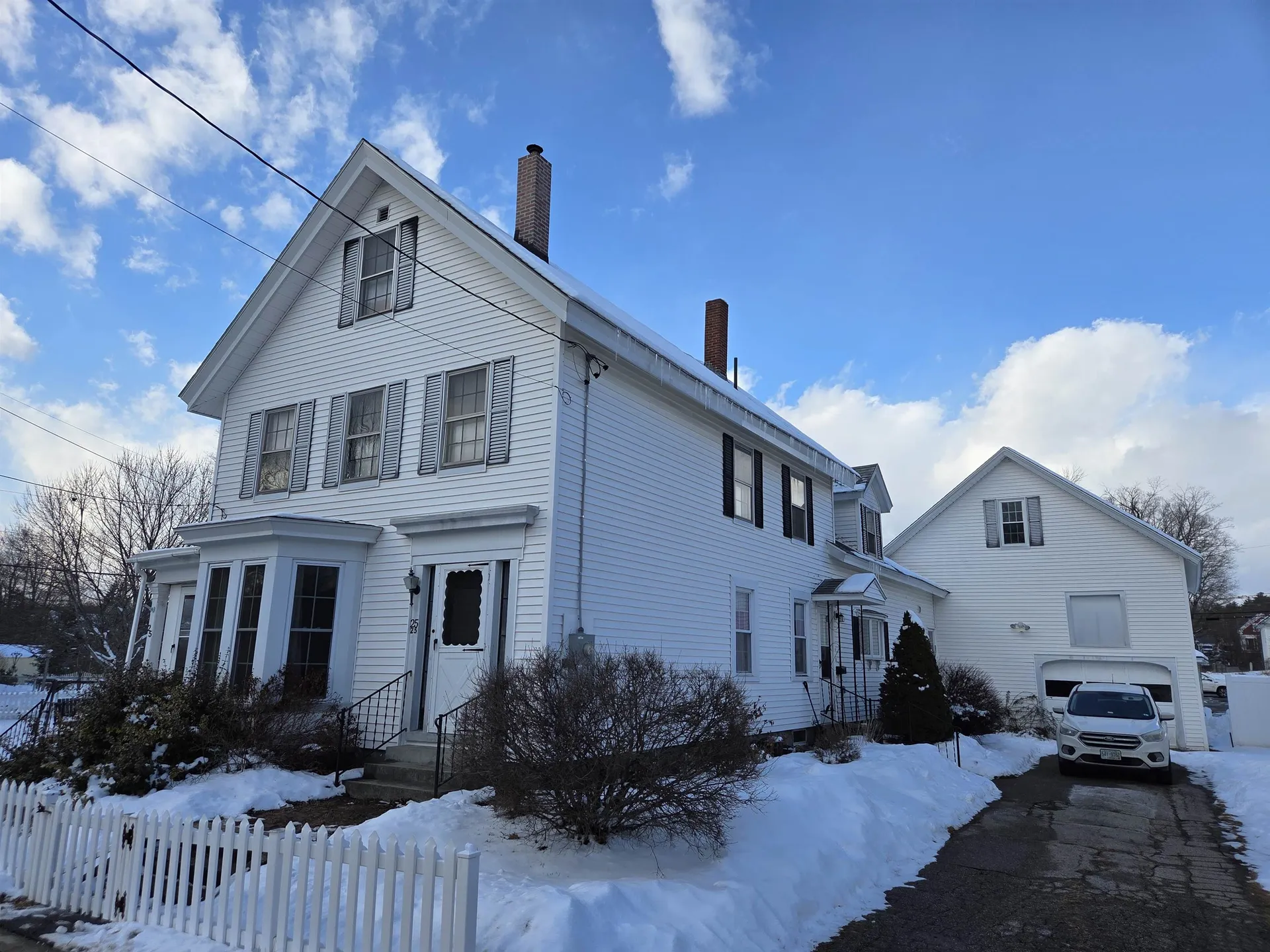 25 Pleasant Street Farmington NH 03835