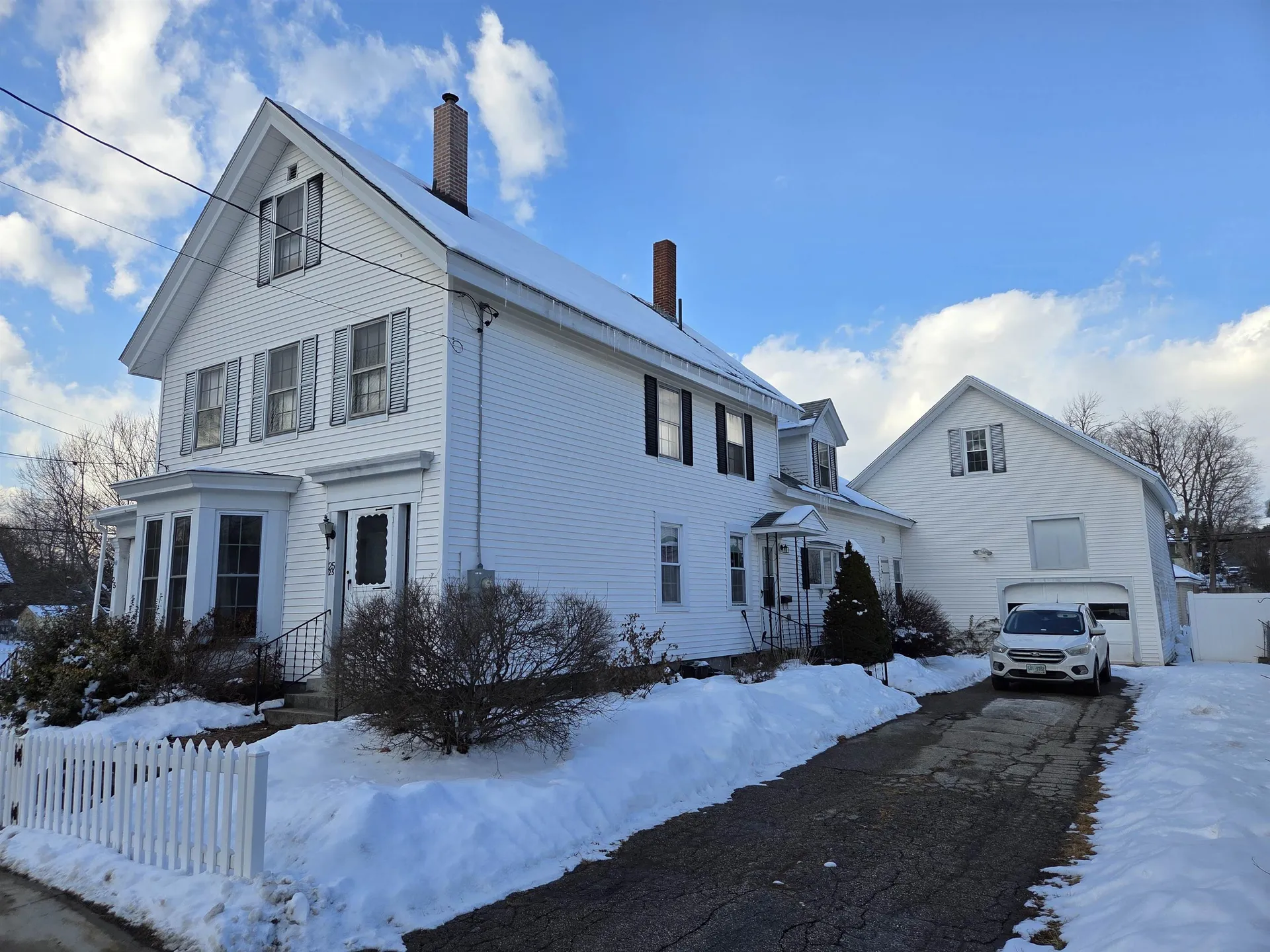 25 Pleasant Street Farmington NH 03835