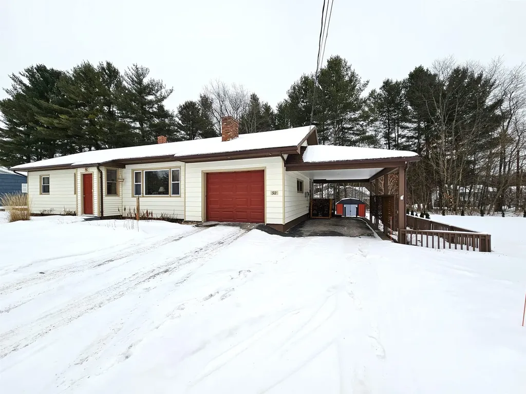 92 Pine Street Newport City VT 05855