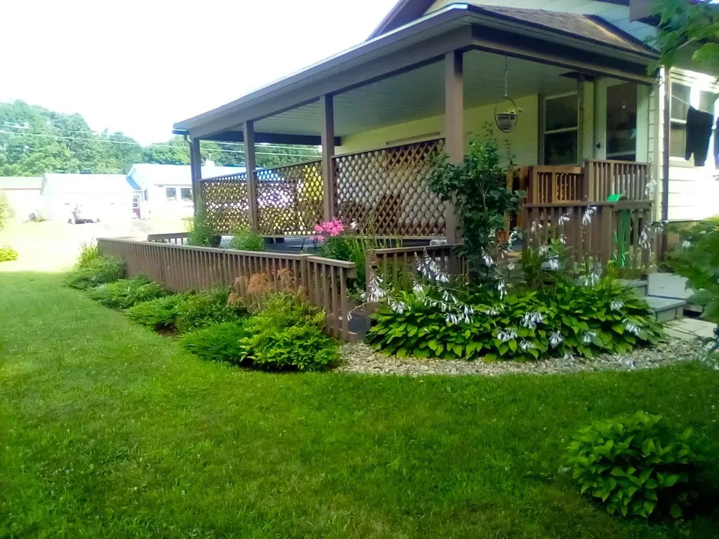 92 Pine Street Newport City VT 05855