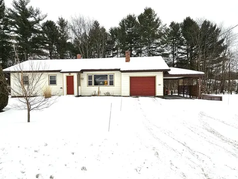 92 Pine Street Newport City VT 05855