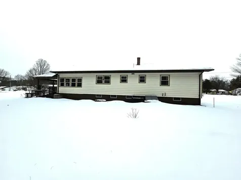 92 Pine Street Newport City VT 05855