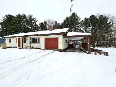 92 Pine Street Newport City VT 05855