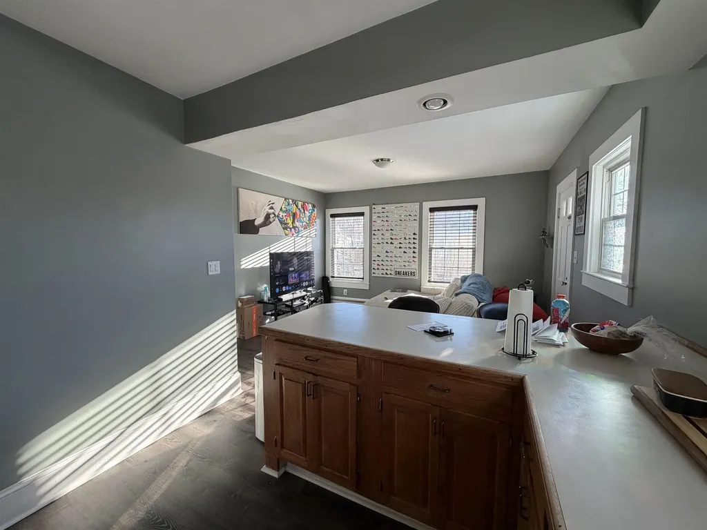 20 Baker Street Dover NH 03820