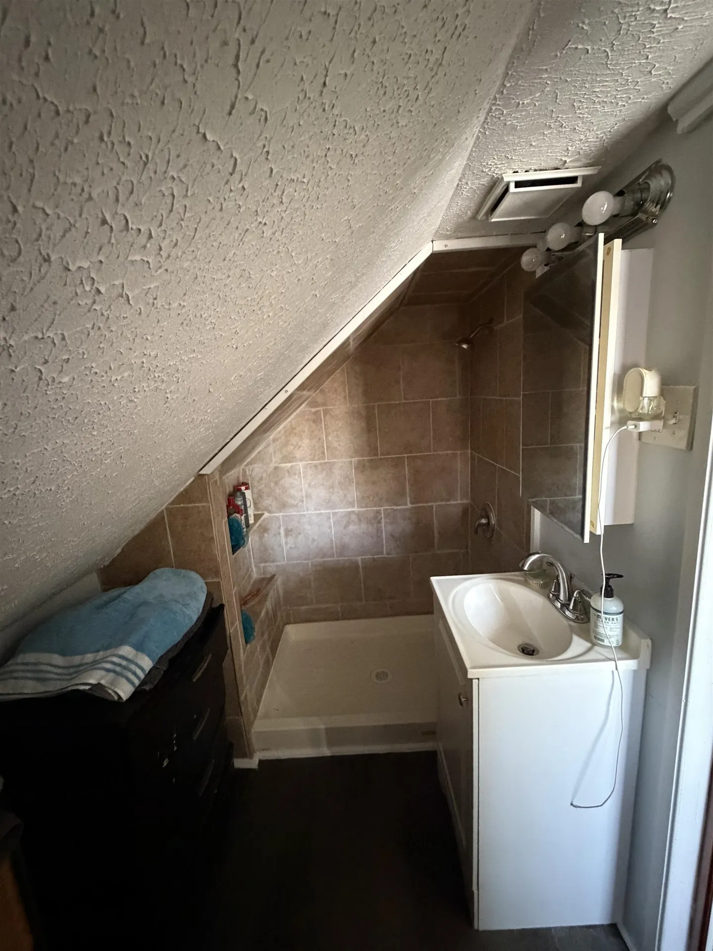 20 Baker Street Dover NH 03820