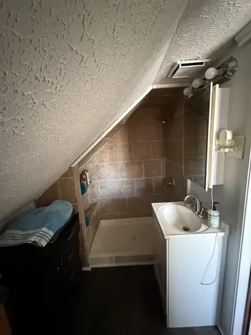 20 Baker Street Dover NH 03820