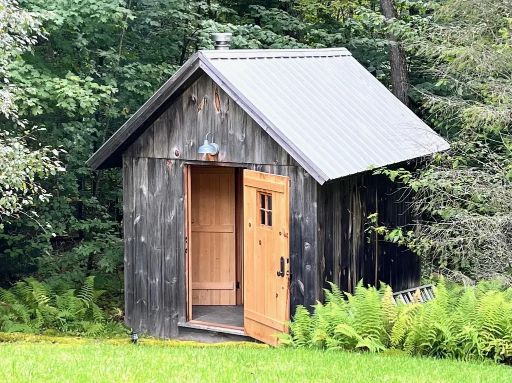 36 Moses Pond Road Weston VT 05161