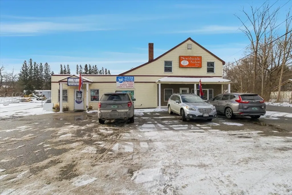 226-228 Northside Drive Bennington VT 05201