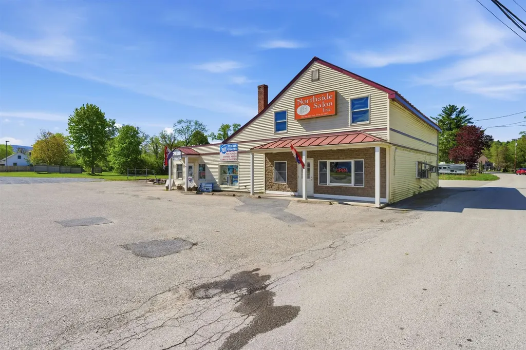 226-228 Northside Drive Bennington VT 05201