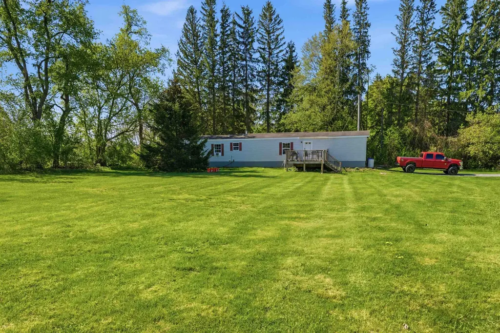 226-228 Northside Drive Bennington VT 05201