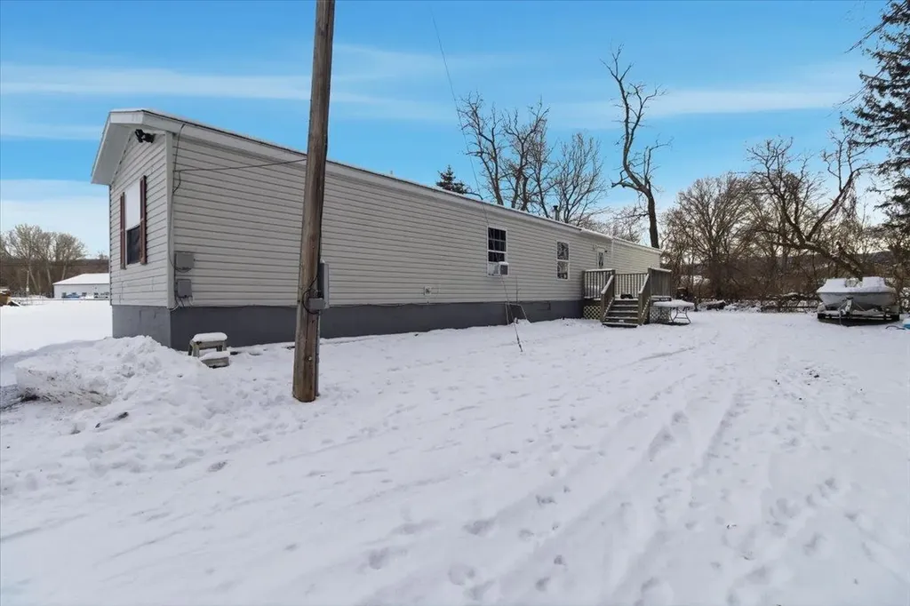 226-228 Northside Drive Bennington VT 05201