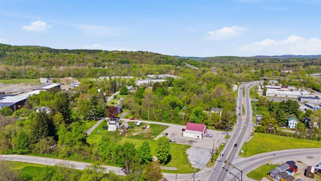 226-228 Northside Drive Bennington VT 05201