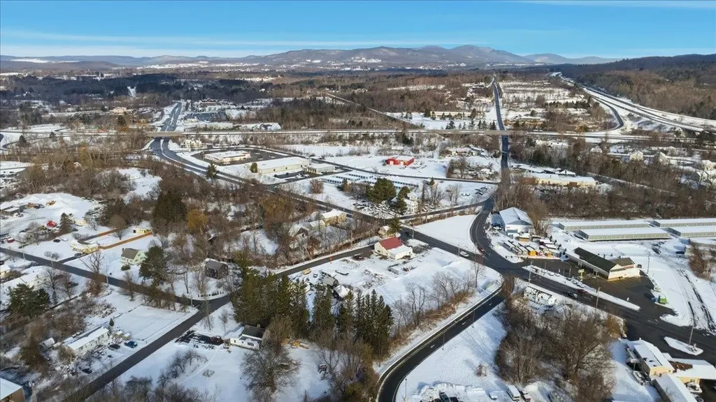 226-228 Northside Drive Bennington VT 05201