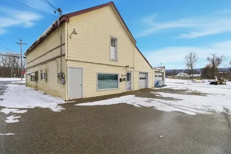 226-228 Northside Drive Bennington VT 05201