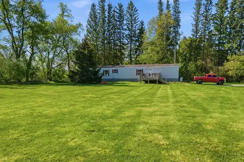 226-228 Northside Drive Bennington VT 05201