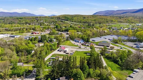 226-228 Northside Drive Bennington VT 05201