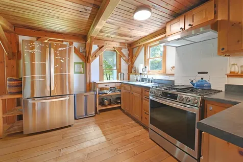 420 Steendom Lane Lyndon VT 05852