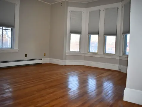 96 E. Broadway Derry NH 03038