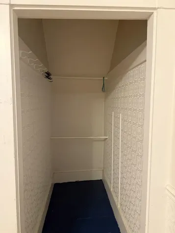 96 E. Broadway Derry NH 03038