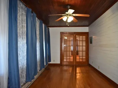 96 E. Broadway Derry NH 03038