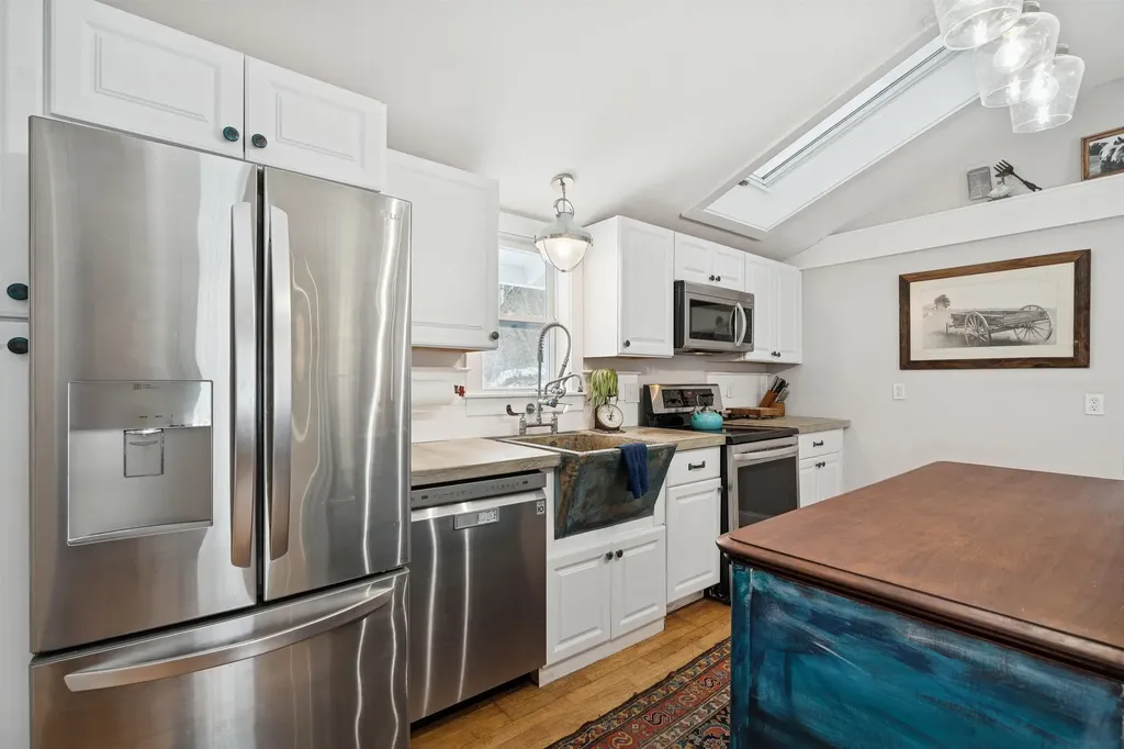 31 Lakota Road Barnard VT 05031