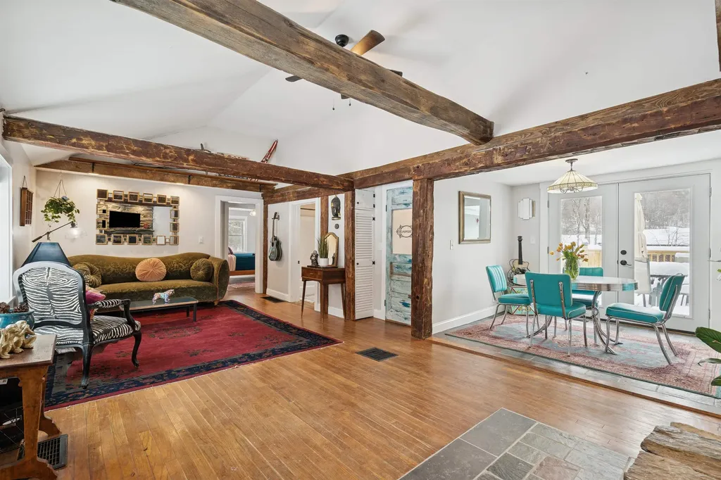 31 Lakota Road Barnard VT 05031