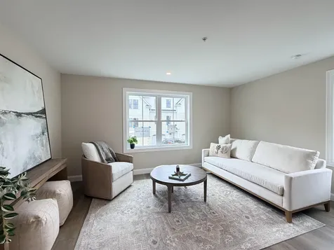 23 Birdie Grove Rochester NH 03839