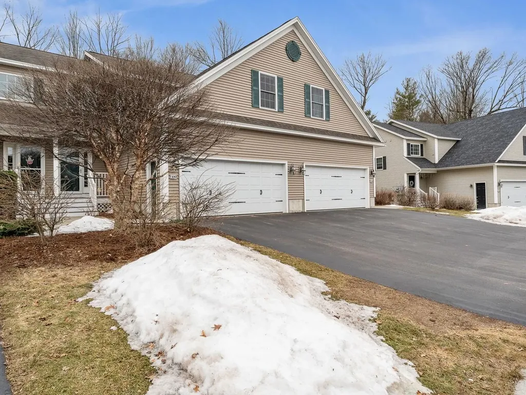 209 Fox Run Colchester VT 05446