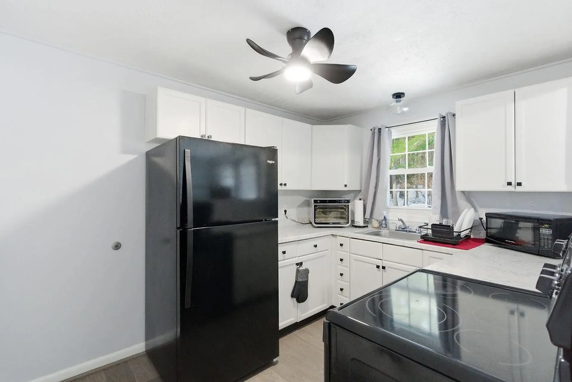 10 Woodburn Road Litchfield NH 03052
